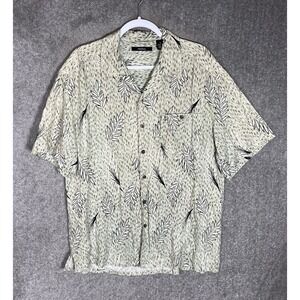 Vintage Fenzia Short Sleeve Button Up Shirt Mens Size Large‎ Beige Leaf Print
